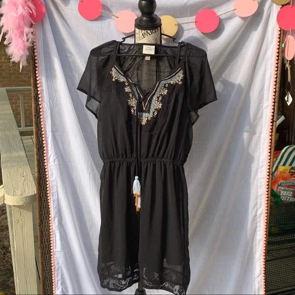 Knox Rose Dresses & Skirts - NWOT Knox Rose Boho Embroidered Black Dress - Sz M
